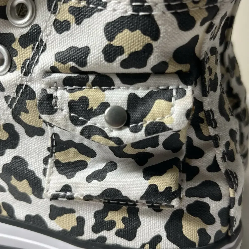 Converse Chuck Taylor All Star High Leopard Sneakers Pocket 167086C W6‎ Rare